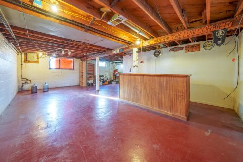 2287 Torrent St, Meskegon MI 49441-1562 exterior