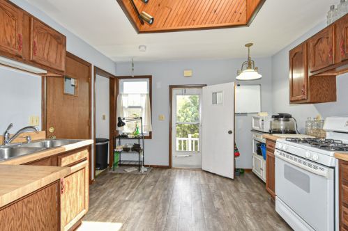 1754 65, Milwaukee WI 53214-3249 exterior