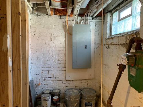 214 43 St, Pittsburgh PA 15201-3109 exterior