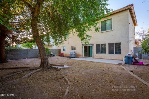 2903 Cavalier Dr, Phoenix AZ 85019-1717 exterior