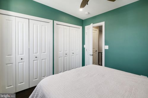 1904 Alder St, Philadelphia PA 19148-2365 exterior