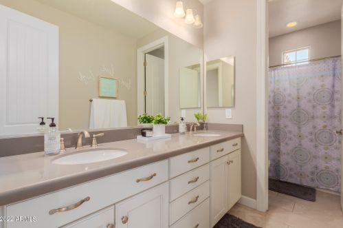 935 Kaibab Dr, Chandler AZ 85248 exterior