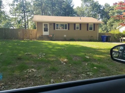 15 Undine Cir, Springfield MA  01109-1538 exterior