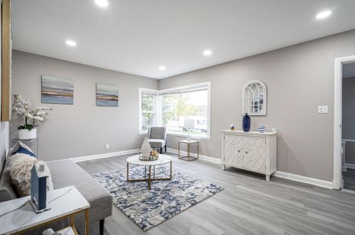 4210 Congress St, Milwaukee WI  53209-5836 exterior