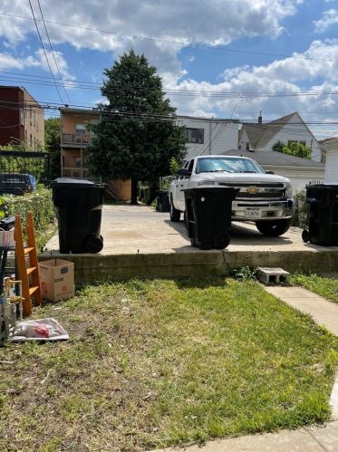 2947 Lawndale Ave, Chicago IL 60655-3313 exterior