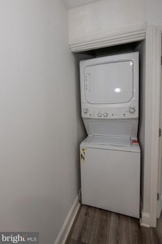 2220 63rd St, Philadelphia PA 19142-2303 exterior