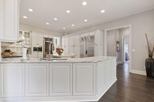 5625 Cross Gate Dr, Atlanta GA 30327-4815 exterior