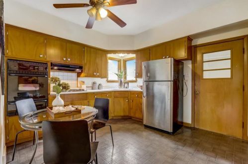 3403 8th St, Milwaukee WI 53215-5107 exterior