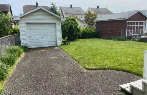 48 Looker St, Industrial Hillside NJ  07205-2819 exterior