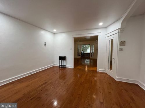 4243 Cottman Ave, Philadelphia PA 19149-1606 exterior