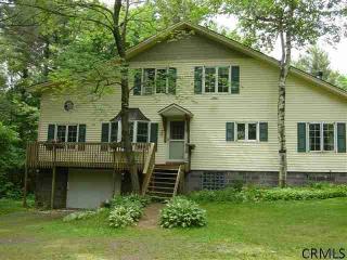 849 Gordon Rd, Schenectady, NY 12306-7207