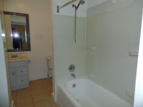 1108 Dickinson St, Grand Rapids MI 49507-2109 exterior