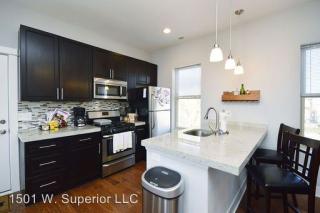 1501 Superior St, Chicago IL  60642-6371 exterior