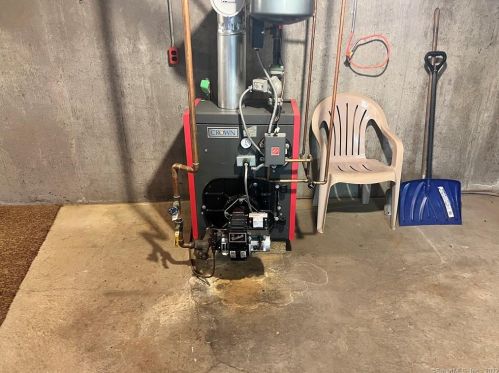 31 Gendreau Dr, Killingly CT 06241-2032 exterior