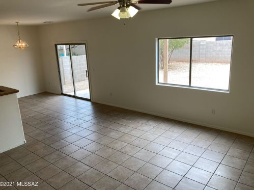 3653 Drexel Manor Stra, Tucson, AZ 85706-1982