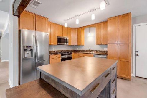 7300 Danwood Dr, Austin TX 78759-3755 exterior