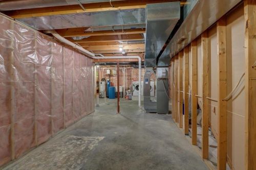 6902 Littlemore Dr, Madison WI  53718-3332 exterior