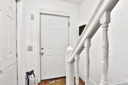 190 Winnikee Ave, Poughkeepsie NY 12601-2731 exterior