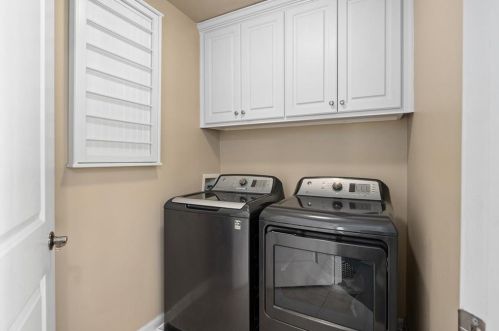 1021 Madeline Ln, Atlanta GA  30350-4024 exterior