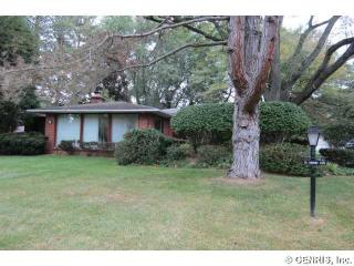 74 Country Clb Dr, Rochester NY  14618-3756 exterior