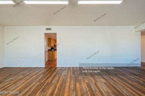 1822 Camino Seco, Tucson AZ  85710-7241 exterior