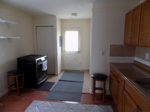 26161 Currier St, Dearborn Heights, MI 48125-1415