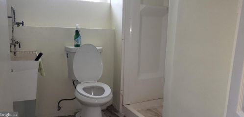 3833 6th St, Philadelphia PA  19140-3326 exterior