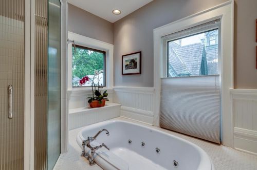 746 Gorham St, Madison WI 53703-1521 exterior