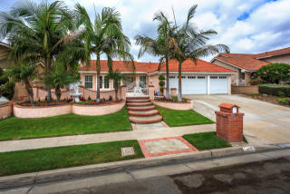 1713 Fairgreen Dr, Fullerton, CA 92833-1515