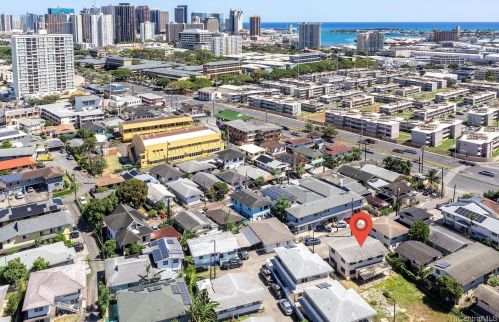 1428 Pua Ln, Honolulu HI 96817-3536 exterior