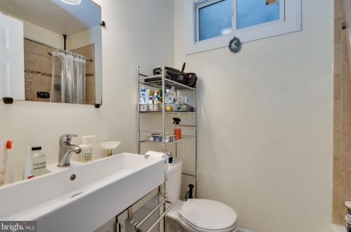 1258 Meigs Pl, Washington DC 20002-2426 exterior