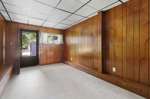 2328 85, Milwaukee WI 53226-1909 exterior