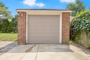 2770 Avondale Blvd, Milwaukee WI 53210-1364 exterior