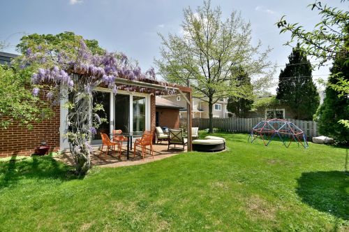 405 Church St, Elmhurst IL 60126-3644 exterior