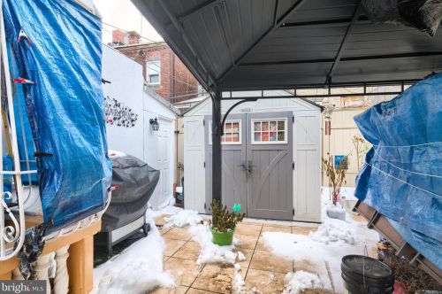 3646 9 St, Philadelphia PA 19140-4319 exterior