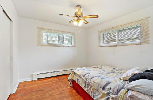 2708 Greenwood Ave, Waukegan IL 60087-4531 exterior