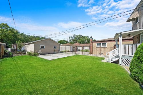 8830 Winchester Ave, Chicago IL  60620-5447 exterior