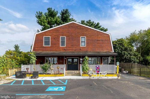 22 Green St, Pilesgrove NJ 08098-1136 exterior