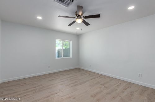 733 Louisiana St, Tucson AZ  85706-1239 exterior