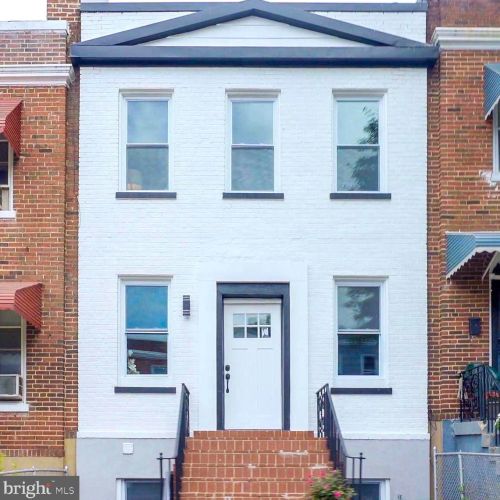 233 Ascot Pl, Washington DC  20002-1117 exterior