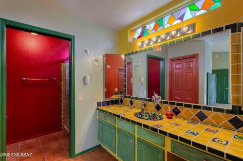 919 Ashworth Rd, Green Valley AZ 85614-5942 exterior