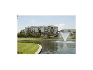 9550 Meyer Forest Dr, Houston TX  77096-4342 exterior