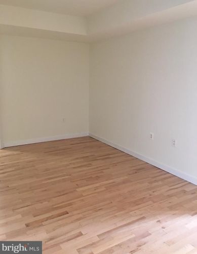 3883 Connecticut Ave, Washington DC  20008-4566 exterior