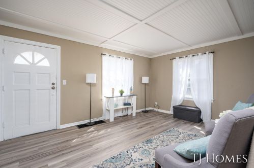 2141 Continental St, Meskegon MI  49444-1213 exterior