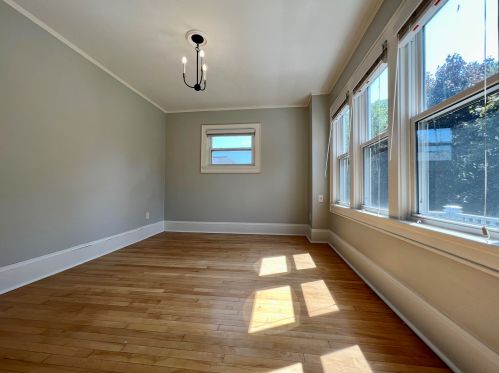 4532 Newhall St, Milwaukee WI 53211-1527 exterior