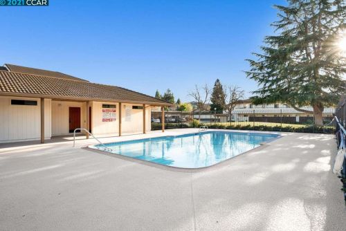 5075 Valley Crest Dr, Concord CA  94521-4916 exterior