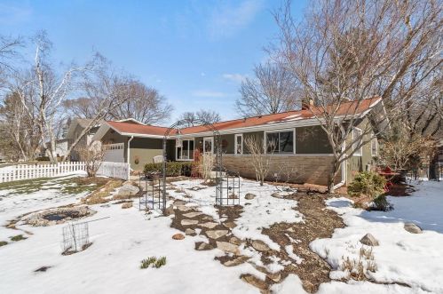 1605 Tarragon Dr, Madison WI  53716-1858 exterior