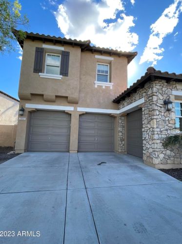 2057 Desert Broom Dr, Chandler AZ  85286-2338 exterior