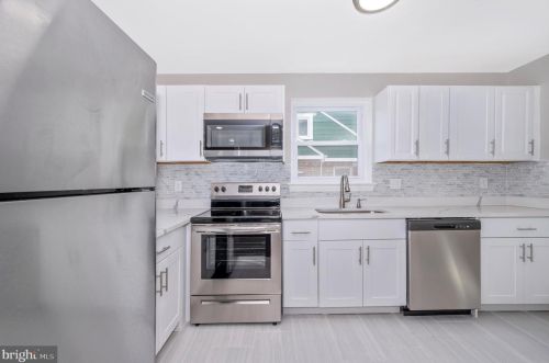 4 Hamilton Ave, Silver Spring MD  20901-3411 exterior