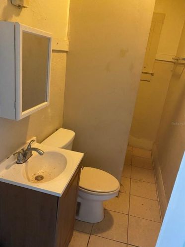 1005 Hamilton Ave, Tampa FL  33604-4324 exterior